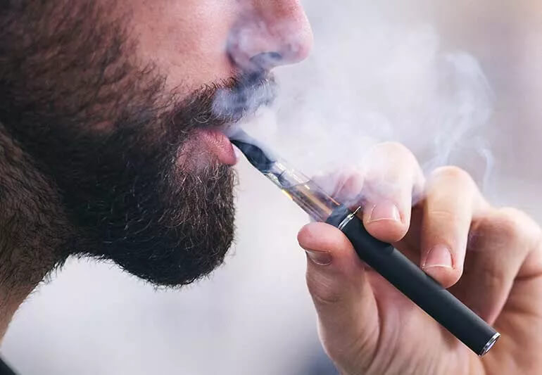How to Switch from Smoking to Vaping in the UAE: A Beginner’s Guide 3 Vaping in the UAE
